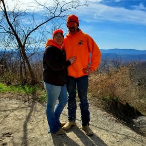 Meet your Posher, Larissa